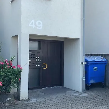 1 Metzingen (Tubingen)